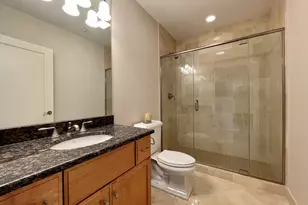 520 S Washington St, Naperville, IL 60540 - Photo 24