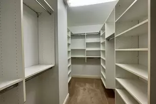 520 S Washington St, Naperville, IL 60540 - Photo 16