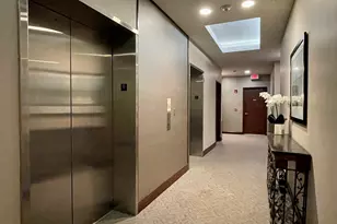 520 S Washington St, Naperville, IL 60540 - Photo 30