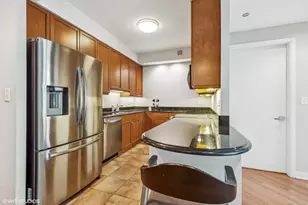 130 N Garland Ct, Chicago, IL 60602 - Photo 12