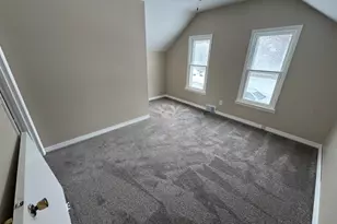 405 Broadway Ave, Sterling, IL 61081 - Photo 10