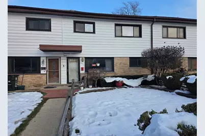 257 Dover Drive #C, Des Plaines, IL 60018 - Photo 1