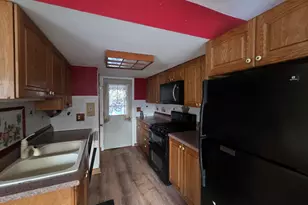 257 Dover Dr, Des Plaines, IL 60018 - Photo 4