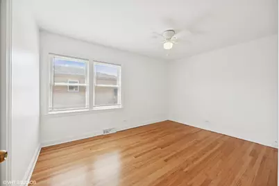 8152 Mayfield Avenue, Burbank, IL 60459 - Photo 12