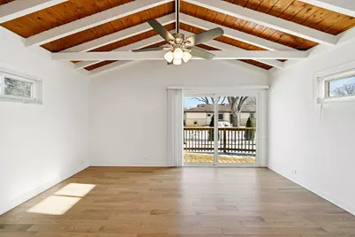 9 Forest Lane, Elk Grove Village, IL 60007 - Photo 14