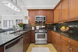 2801 N Oakley Ave, Chicago, IL 60618 - Photo 12