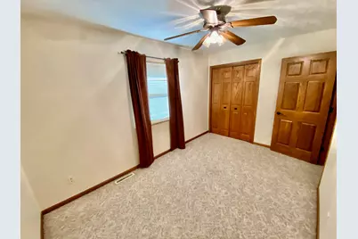 1221 S Fox Run Drive, Seneca, IL 61360 - Photo 32