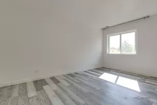 3300 N Carriageway Dr, Arlington Heights, IL 60004 - Photo 10