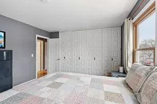 408 Farmingdale Cir, Vernon Hills, IL 60061 - Photo 14