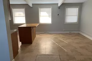 2301 Hermon Ave, Zion, IL 60099 - Photo 4