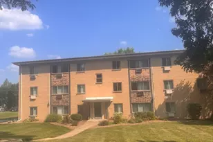 705 Strom Dr, West Dundee, IL 60118 - Photo 1