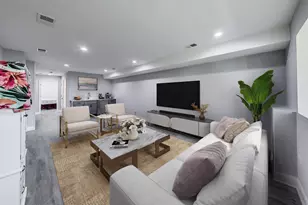 1336 Wesley Ave, Berwyn, IL 60402 - Photo 12