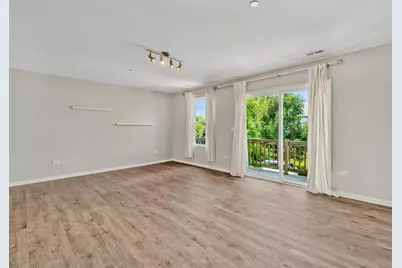 1464 Lakeridge Court #1464, Mundelein, IL 60060 - Photo 2