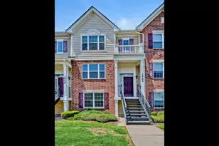 1464 Lake Ridge Ct, Mundelein, IL 60060 - Photo 1