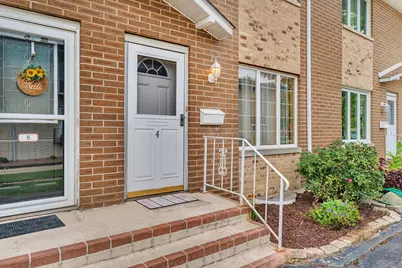 613 E 3rd Street, Lockport, IL 60441 - Photo 2