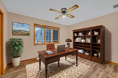 613 E 3rd Street, Lockport, IL 60441 - Photo 12