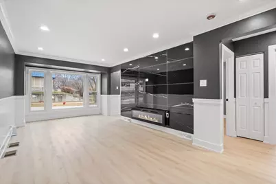 9737 S University Avenue, Chicago, IL 60628 - Photo 6