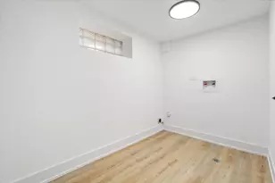 9737 S University Ave, Chicago, IL 60628 - Photo 32