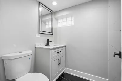 9737 S University Avenue, Chicago, IL 60628 - Photo 30