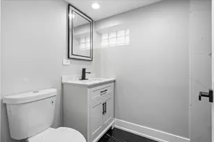 9737 S University Ave, Chicago, IL 60628 - Photo 30