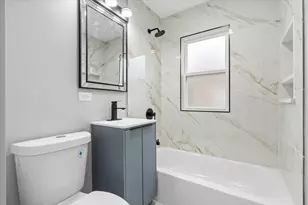 9737 S University Ave, Chicago, IL 60628 - Photo 24