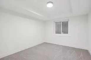 284 N Highland Ave, Elmhurst, IL 60126 - Photo 26