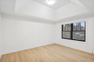 284 N Highland Ave, Elmhurst, IL 60126 - Photo 16