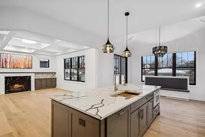 284 N Highland Avenue, Elmhurst, IL 60126 - Photo 6