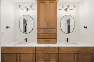 284 N Highland Ave, Elmhurst, IL 60126 - Photo 18