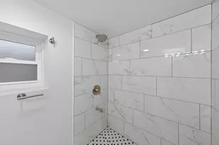 949 N Lockwood Ave, Chicago, IL 60651 - Photo 36