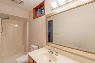 1636 Deerpath Cir, Winthrop Harbor, IL 60096 - Photo 18