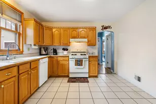 5306 Kimball Pl, Oak Lawn, IL 60453 - Photo 8
