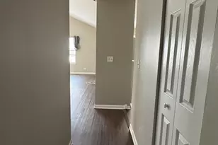 1349 Orleans Dr, Mundelein, IL 60060 - Photo 10