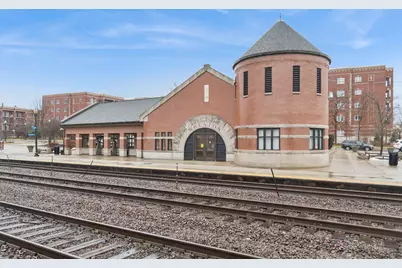 100 N Gary Avenue #408, Wheaton, IL 60187 - Photo 20