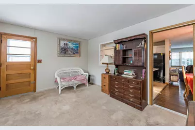 732 Whitney Avenue, Winthrop Harbor, IL 60096 - Photo 14