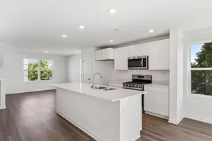 923 Briar Gln Ct, Hampshire, IL 60140 - Photo 6