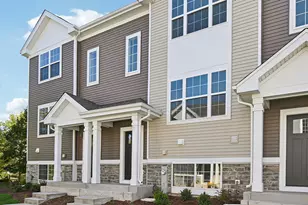 923 Briar Gln Ct, Hampshire, IL 60140 - Photo 2