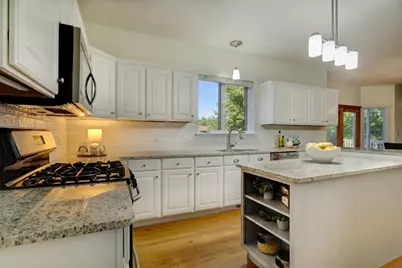 7437 Bittersweet Drive, Gurnee, IL 60031 - Photo 6