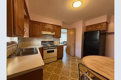 7313 W Lee Street, Niles, IL 60714 - Photo 6