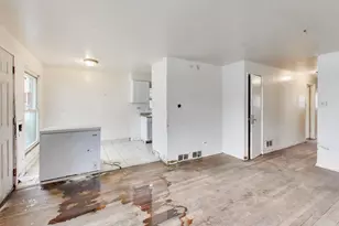 710 W 81st Pl, Chicago, IL 60620 - Photo 4