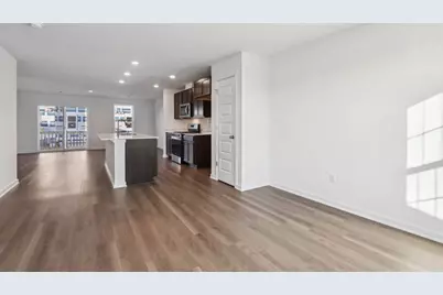 921 Briar Glen Court, Hampshire, IL 60140 - Photo 4