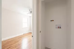 4005 N Park St, Westmont, IL 60559 - Photo 8