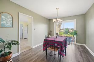 620 Twisted Oak Ln, Buffalo Grove, IL 60089 - Photo 6