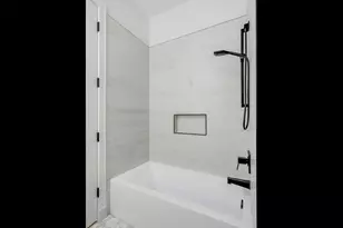 867 N Marshfield Ave, Chicago, IL 60622 - Photo 18
