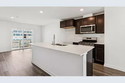 917 Briar Glen Court, Hampshire, IL 60140 - Photo 6