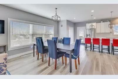 1148 W Kenilworth Avenue, Palatine, IL 60067 - Photo 8