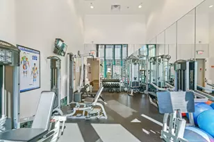 100 E Huron St, Chicago, IL 60611 - Photo 24