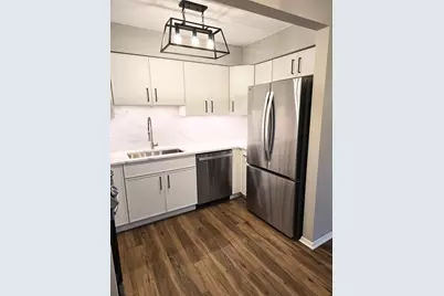 4754 W 101st Street #7B, Oak Lawn, IL 60453 - Photo 2