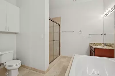 6425 W Touhy Avenue #2B, Chicago, IL 60646 - Photo 20