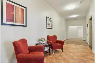 6425 W Touhy Avenue #2B, Chicago, IL 60646 - Photo 24